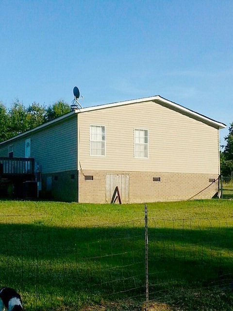2nd image of 262 Big Red Rd