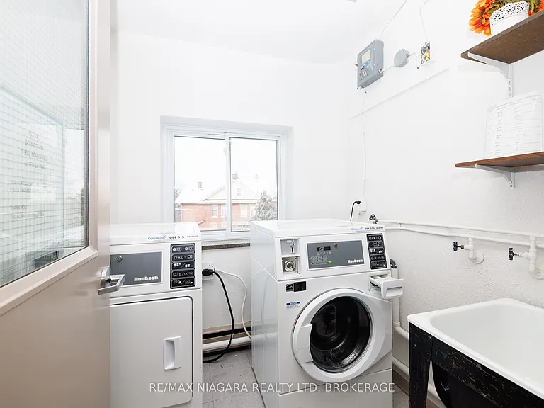 14 Norris Pl #404 — Photo 28