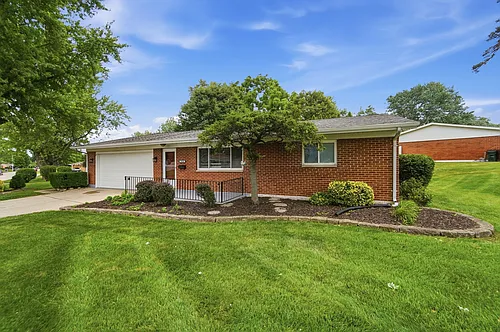3920 Pobst Dr Photo 1