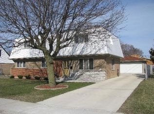8421 Narragansett Ave, Burbank, IL