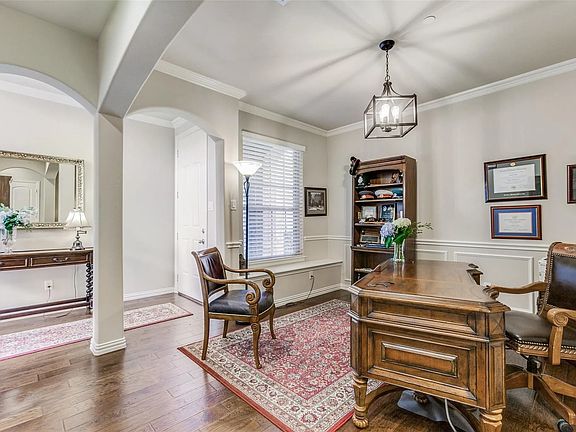 2nd image of 6118 Eagle Nest Dr