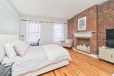 Rented by Living New York