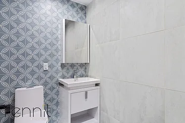 Rented by Rennit Inc.