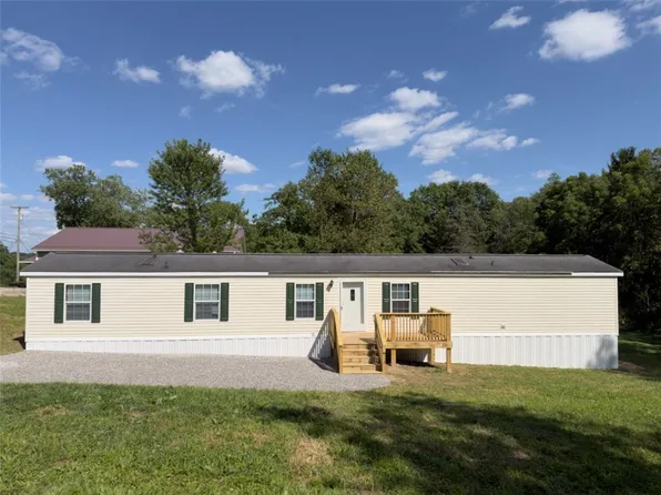 200 Petrolia Rd, Petrolia, PA 16050