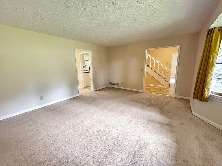 2491 Annandale Dr — Photo 19