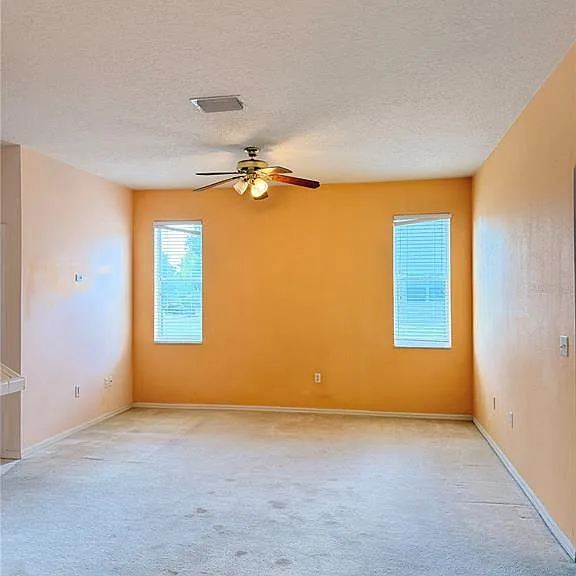 3010 Victoria Dr — Photo 17