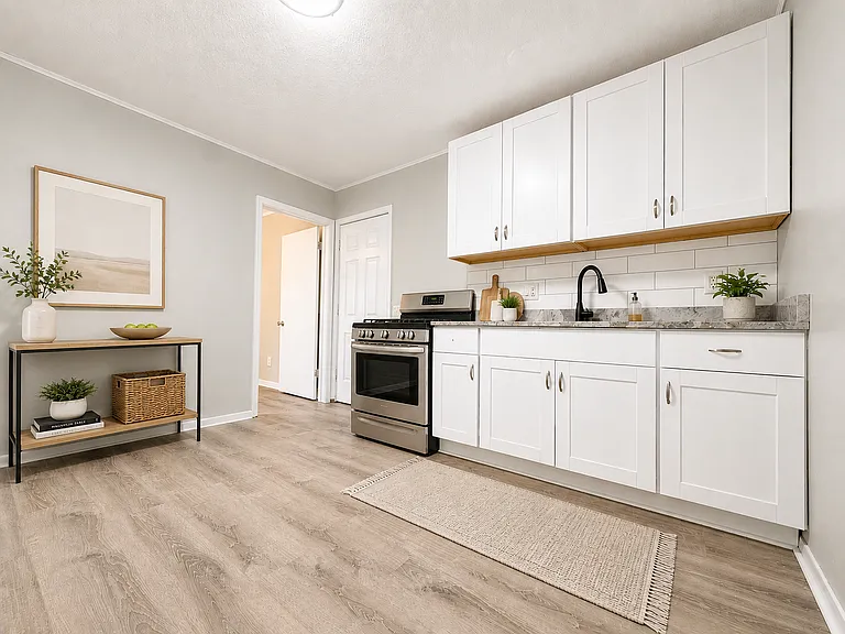 8100 Meadow Ave #1 — Photo 9