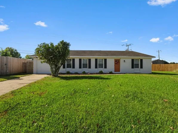 3821 Forrester Way, Virginia Beach, VA 23452