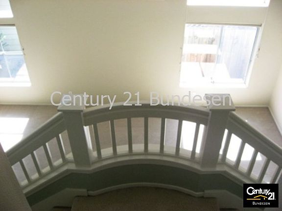 4th image of 1225 Pickett St