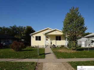 8224 N 29th St, Omaha, NE 68112