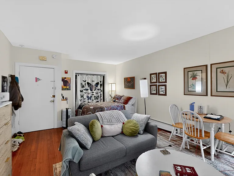 1063 Beacon St #2 — Photo 7