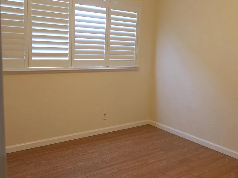 2249 Bonar St #C — Photo 16