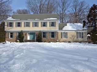 64 Farley Pl, Allendale, NJ 07401