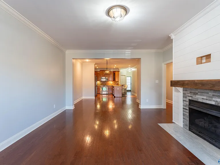 525 W Mossyleaf Dr SW — Photo 33