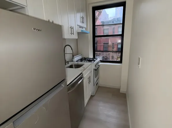 140 East 95th Street image 5 of 10