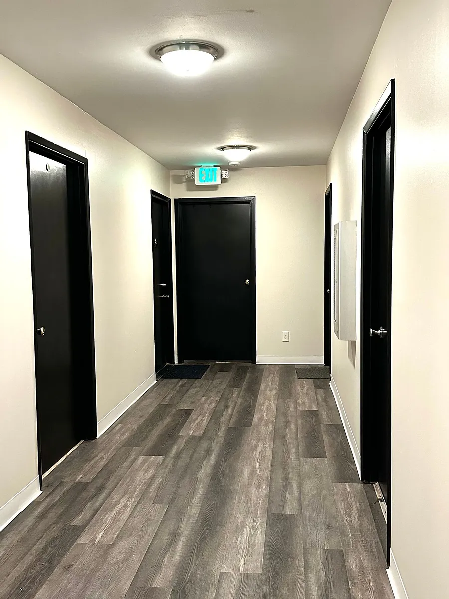 Building Photo - Jet Vista Apt