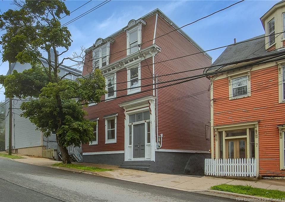 1st image of 5 Paddock St