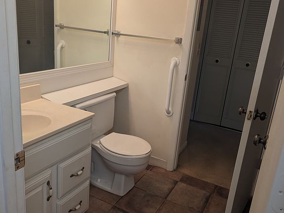 2nd image of 1112 Green Pine Blvd APT E2