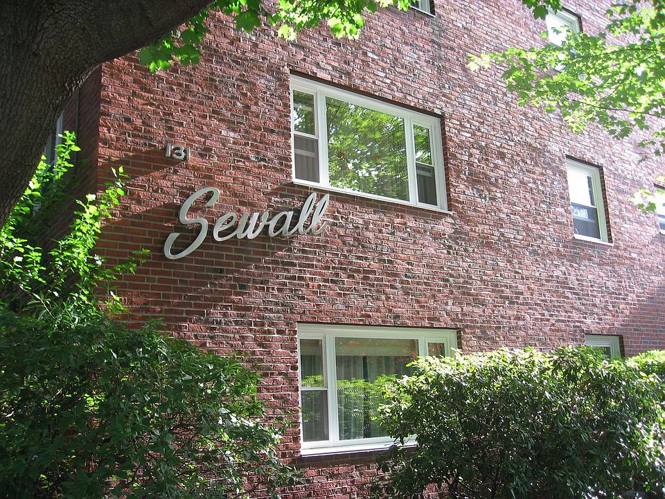 2nd image of 131 Sewall Ave APT 37