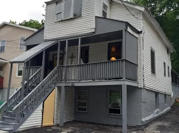 1442 1st St #1, Rensselaer, NY 12144