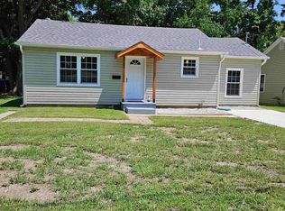 1703 S Warren Ave, Sedalia, MO 65301