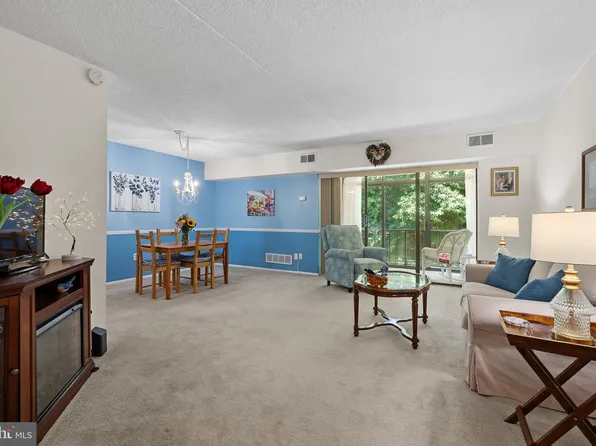 80 Welsh Tract Rd APT 205, Newark, DE 19713