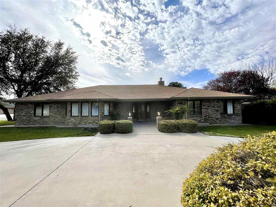 1st image of 2702 Coronado Dr