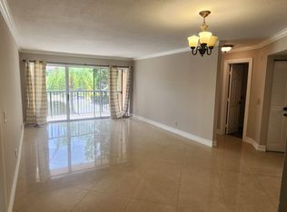 9033 Wiles Rd APT 204, Pompano Beach, FL 33067
