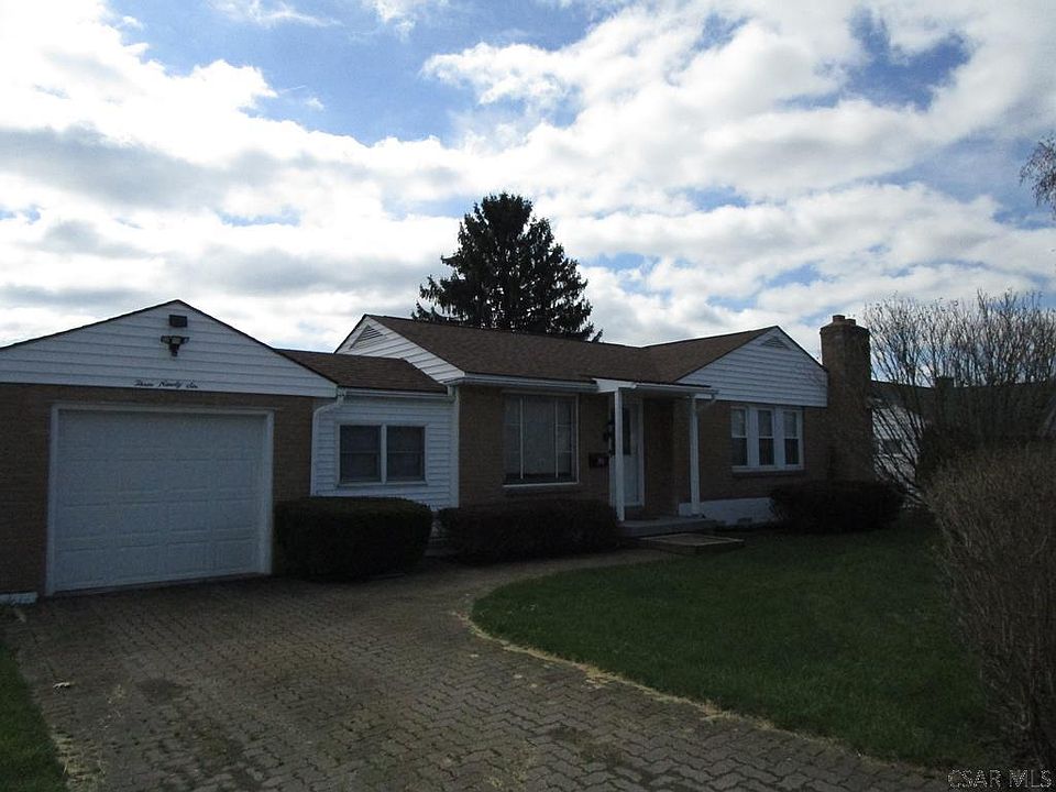 Beautiful 3 bedroom bedroom 