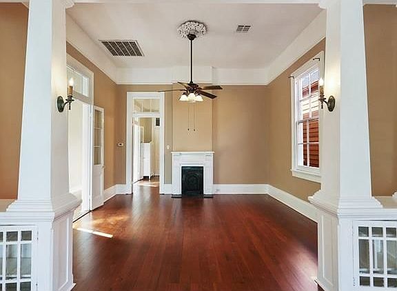 3rd image of 1326 Marigny St