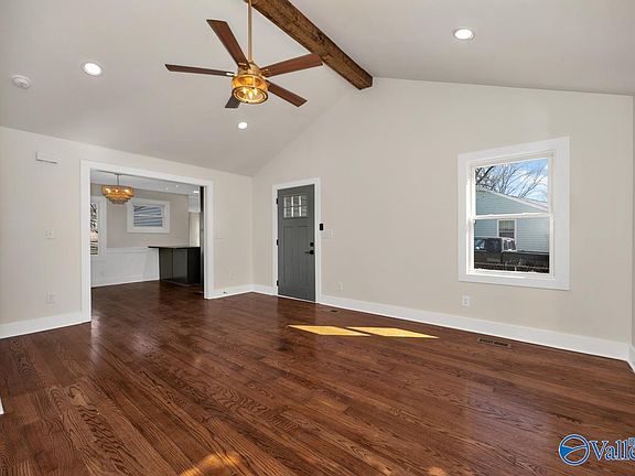 4th image of 4004 Cypress Ave SW