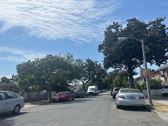 4th image of 8128-28B Cypress Ave