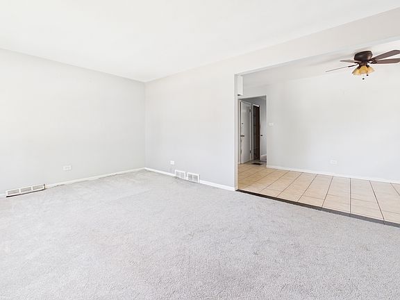 5th image of 3244 S 53rd Ct