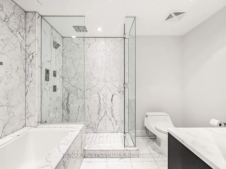 180 University Ave #2403 — Photo 19