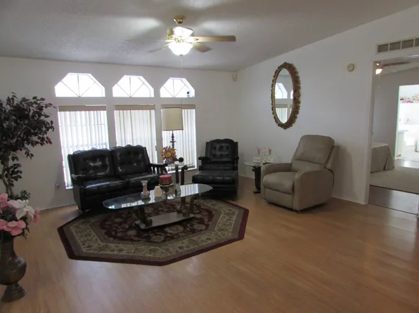 10819 E Bay Dr, New Pt Richey, FL 34655
