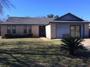 203 N Kings Canyon Dr, Cedar Park, TX 78613
