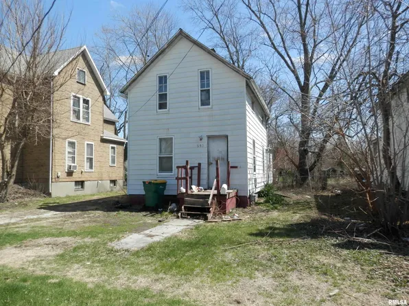 653 S Pearl St, Galesburg, IL 61401