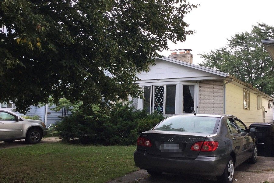 1st image of 215 Nassau Ave