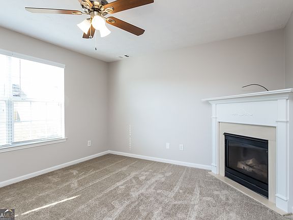3rd image of 314 Parkview Place Dr