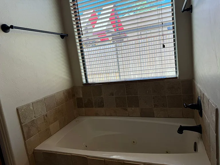 1717 N Baxter Dr — Photo 37