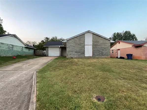 126 Robin Ln, Tecumseh, OK 74873