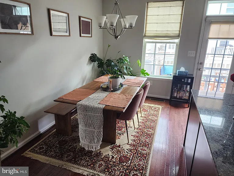 4517 Foster Ave — Photo 9