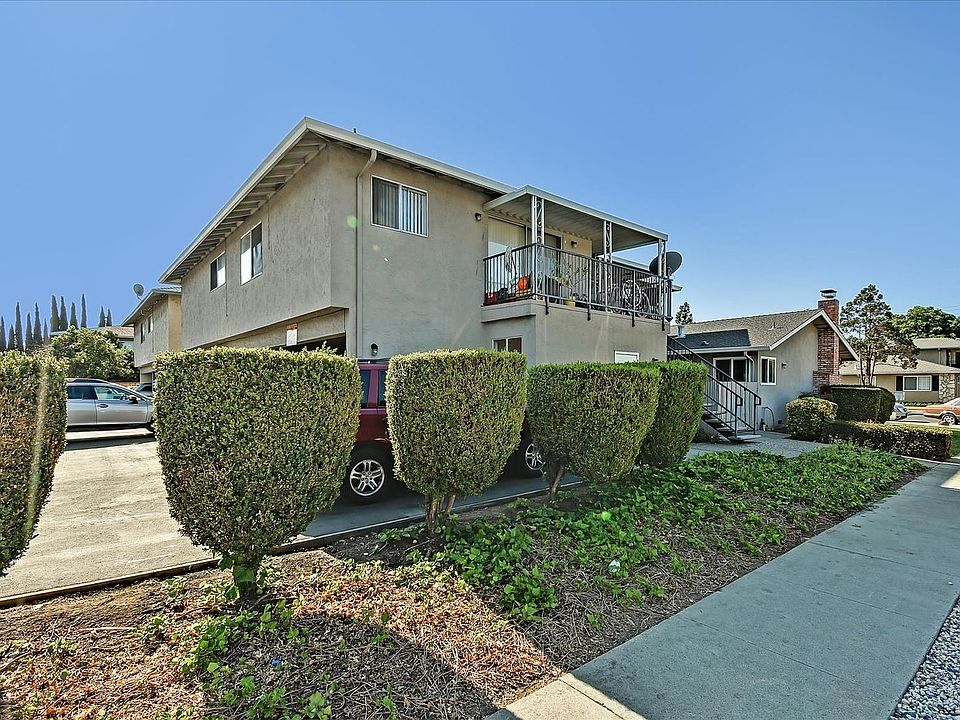 1st image of 638 Rebecca Way APT 3