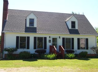 953 Long Branch Way, Gretna, VA 24557