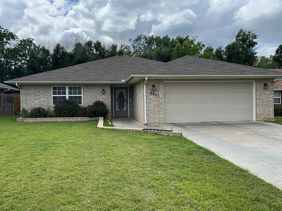 1st image of 2921 Brookhaven
