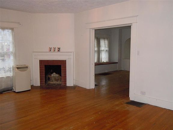 2nd image of 112 Far Hills Ave