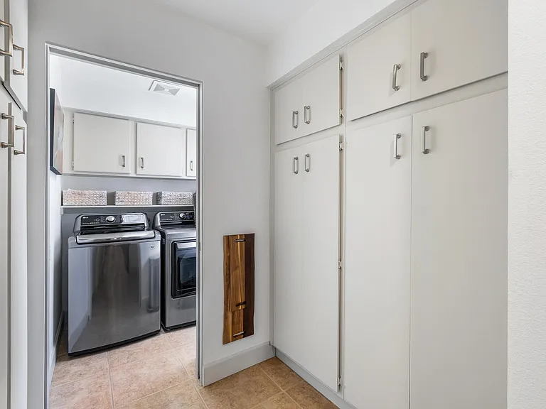 303 Forest Hills Dr — Photo 21