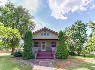 217 N Letcher St, Chenoa, IL 61726