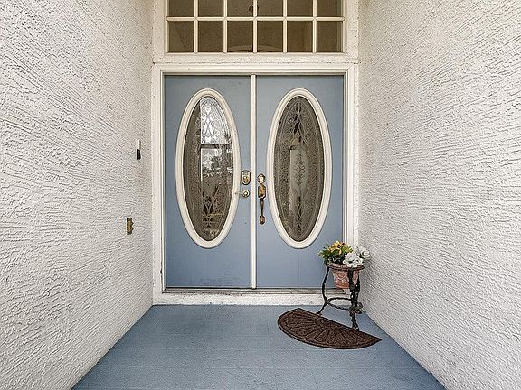 5th image of 13429 Knotty Ln