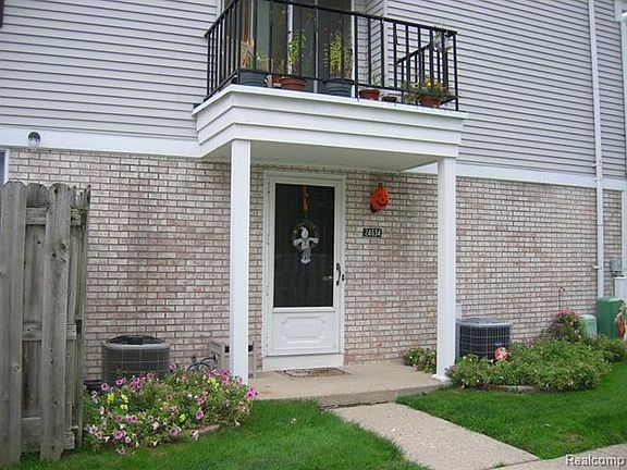 2nd image of 24634 Meadow Creek Dr
